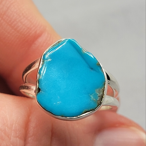 Kingman Turquoise Sterling Silver Ring Split Shank Signed